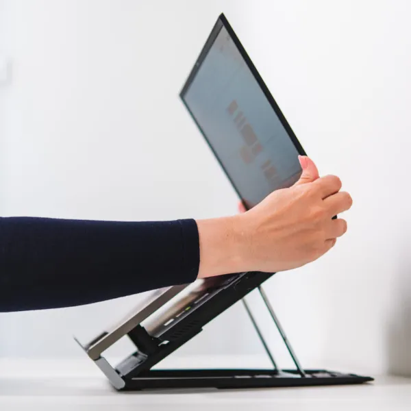 Ergo-Q 330 Laptop Stand