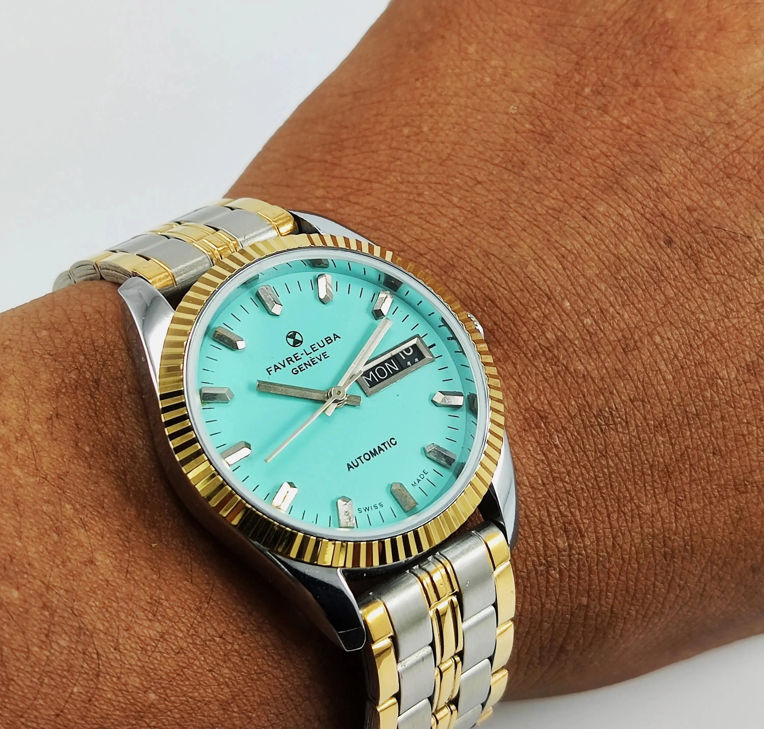 Favre Leuba Geneve Automatic-2066 Turquoise Dial Golden Men's Watch