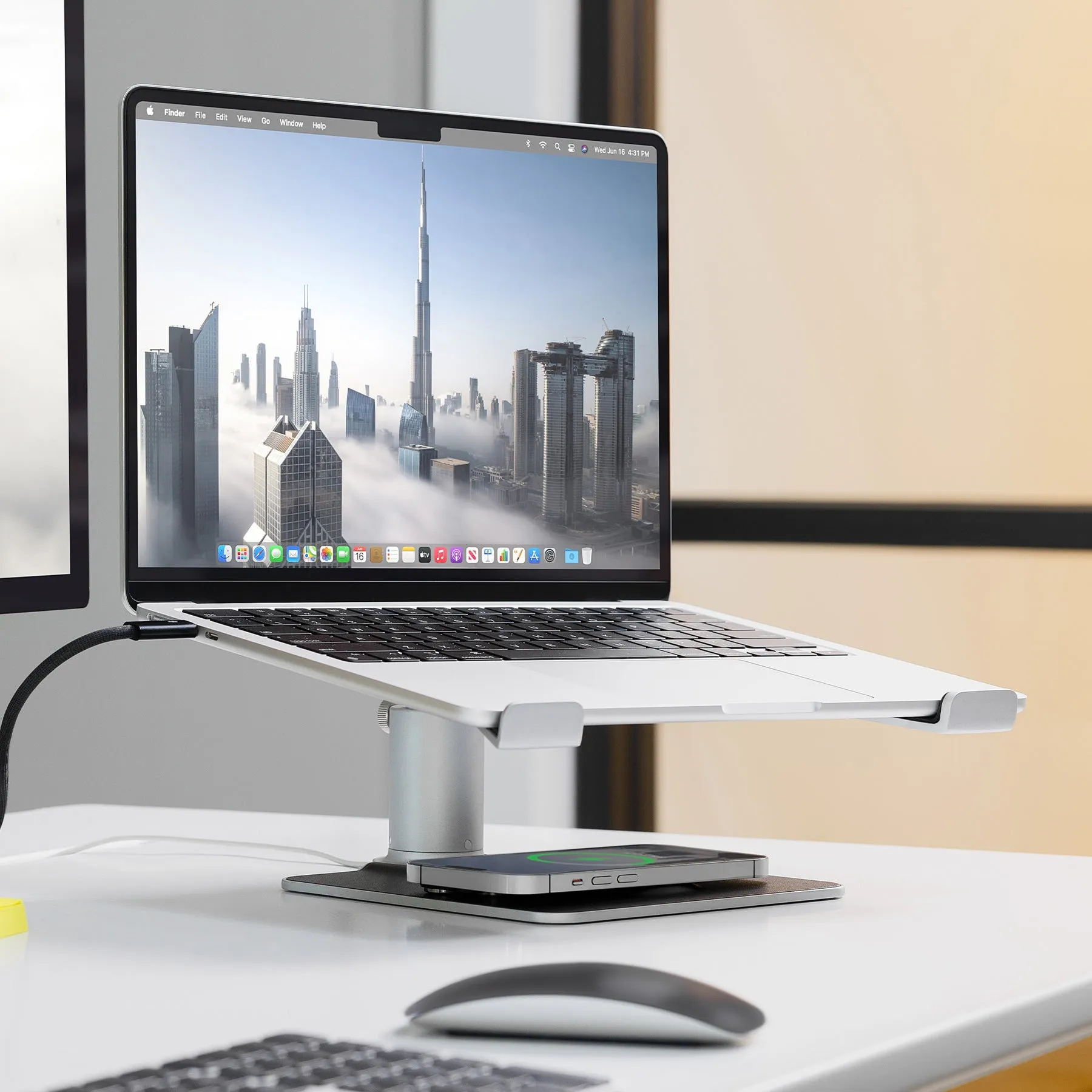 HiRise Pro for MacBook (with MagSafe Dock)